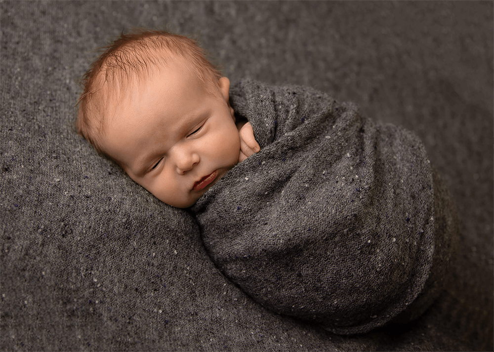 What Is The Best Age For A Newborn Photo Shoot? | Newcastle Newborn Photographer